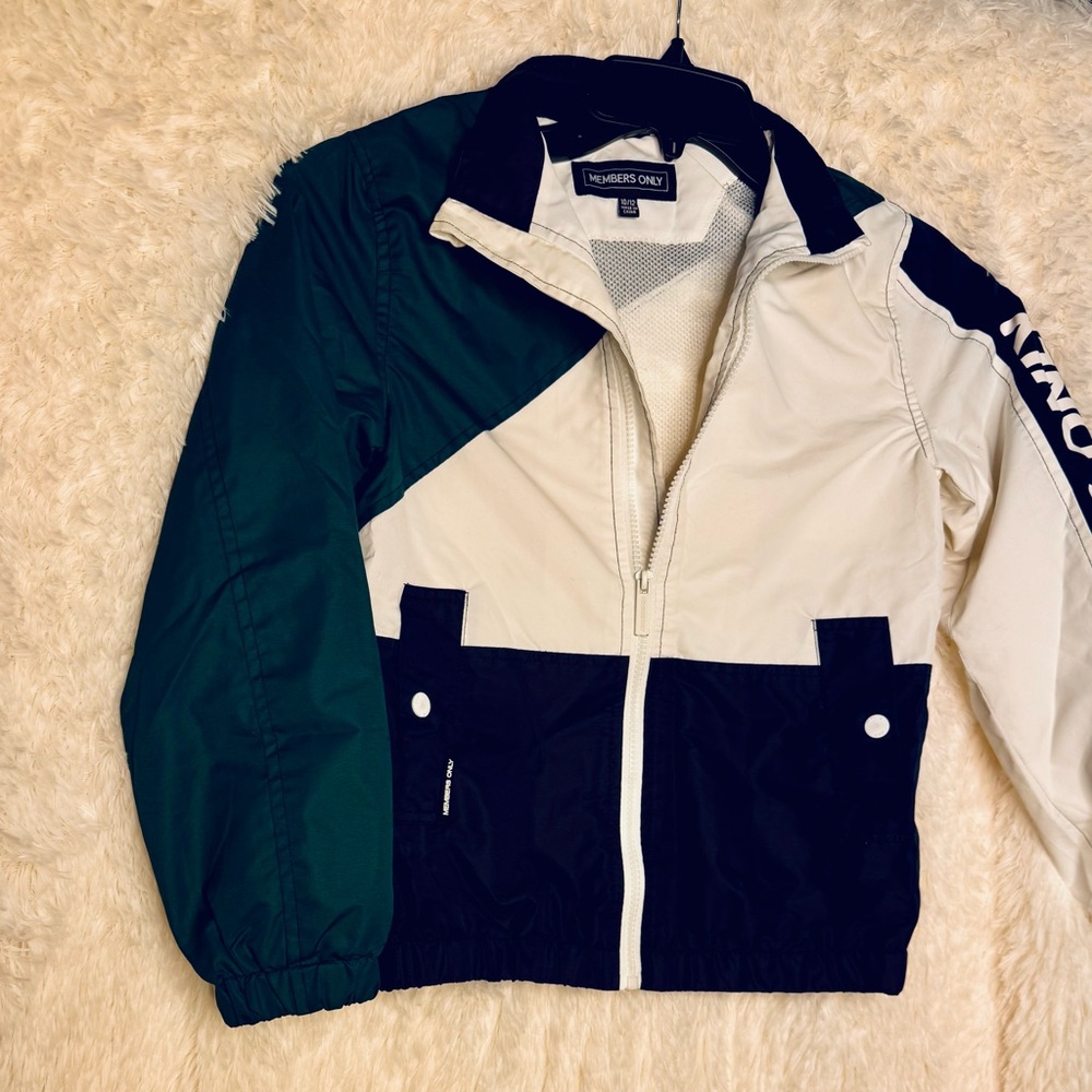 🧒✨ Cool Kid Preppy Bundle – 2 Emporio Armani Jeans + Members Only Jacket - Picture 3 of 8